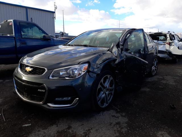 6G3F15RW4HL301475 - 2017 CHEVROLET SS GRAY photo 2