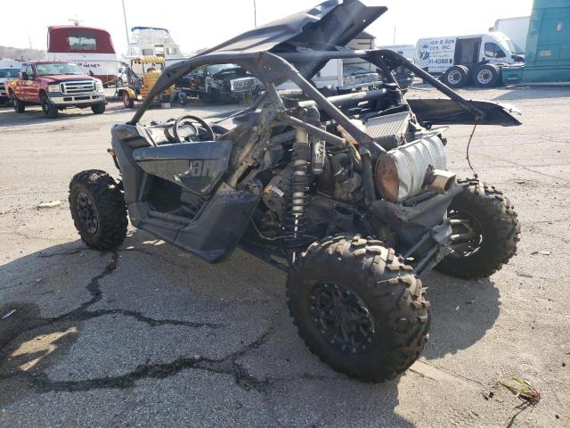 3JBVDAW26HK001685 - 2017 CAN-AM MAVERICK X BLACK photo 3