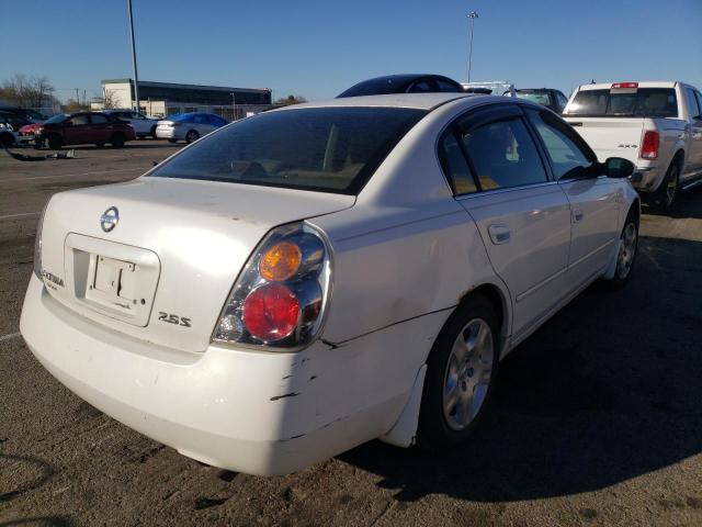 1N4AL11D42C270875 - 2002 NISSAN ALTIMA BAS WHITE photo 4