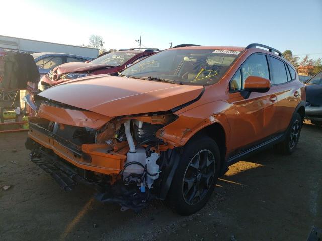 JF2GTABC5JH260045 - 2018 SUBARU CROSSTREK ORANGE photo 2