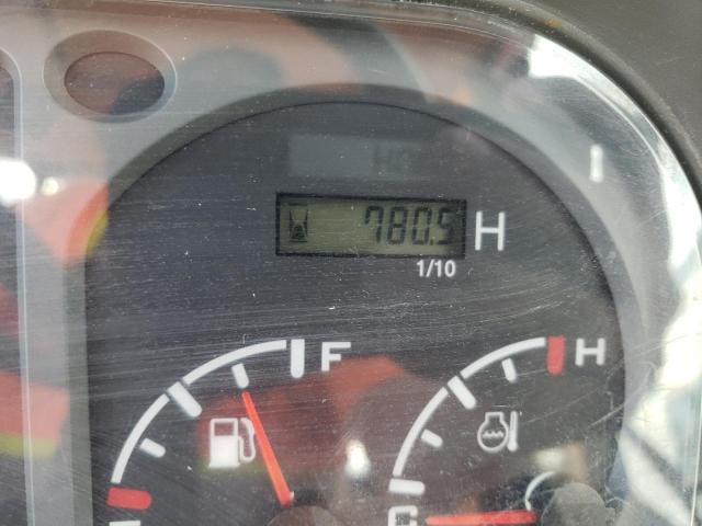 61GCF00546 - 2014 MAHINDRA AND MAHINDRA TRACTOR RED photo 8