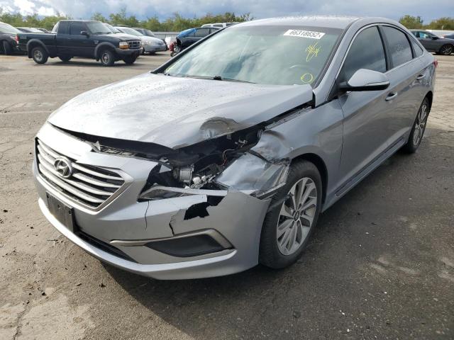 5NPE34AFXHH505615 - 2017 HYUNDAI SONATA SPO SILVER photo 2