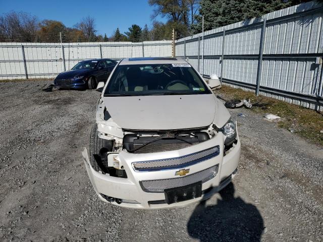 1G1ZE5E78BF177285 - 2011 CHEVROLET MALIBU LTZ კრემისფერი ფოტო 9