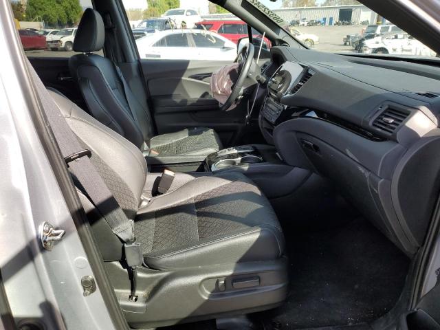 5FNYF8H0XKB010141 - 2019 HONDA PASSPORT E 银色 照片 5