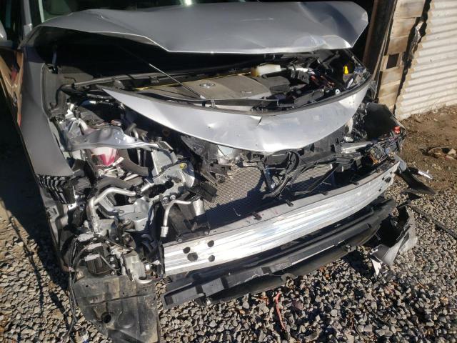 JTDKAMFP1M3189666 - 2021 TOYOTA PRIUS PRIM Silber Foto 9