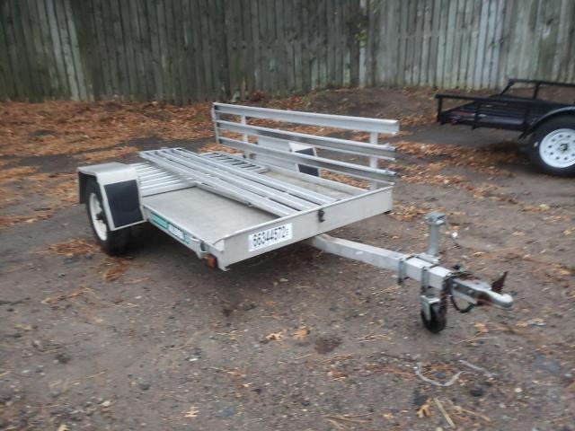 1YGUS08131B002695 - 2001 ALUM TRAILER SILVER photo 1