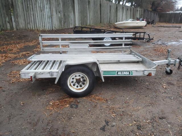 1YGUS08131B002695 - 2001 ALUM TRAILER SILVER photo 9