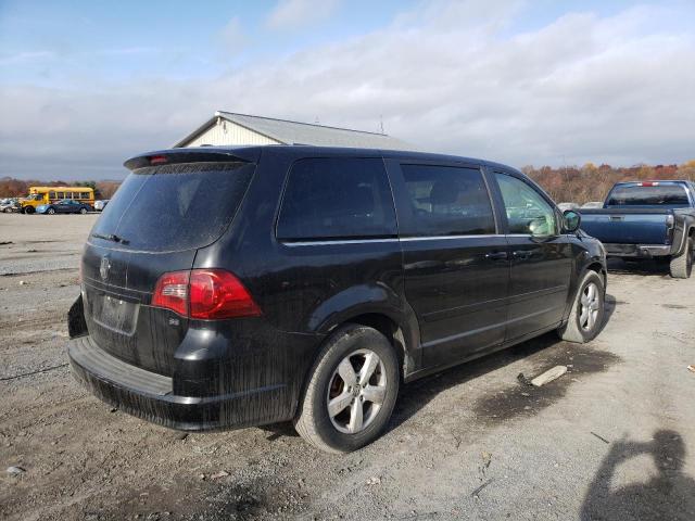 2V4RW3D10AR237045 - 2010 VOLKSWAGEN ROUTAN SE BLACK photo 4