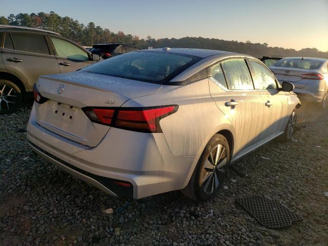 1N4BL4DV6MN414525 - 2021 NISSAN ALTIMA SV SILVER photo 4