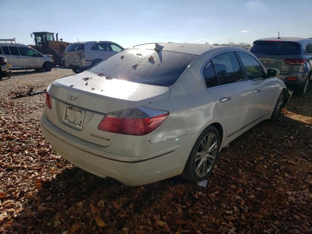 KMHGC46F59U059040 - 2009 HYUNDAI GENESIS 4. WHITE photo 4