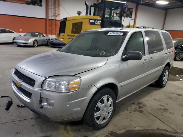 1GNDV33109D119902 - 2009 CHEVROLET UPLANDER L SILVER photo 2