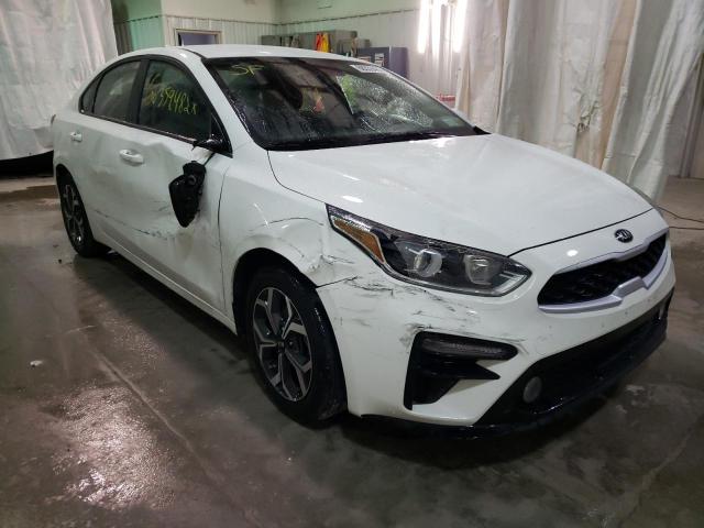 3KPF24AD1LE193526 - 2020 KIA FORTE FE WHITE photo 4