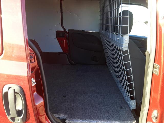 ZFBERFAB4J6L01158 - 2018 RAM PROMASTER BURGUNDY photo 6
