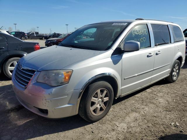 2A4RR5D11AR282812 - 2010 CHRYSLER TOWN AND C SILVER photo 2