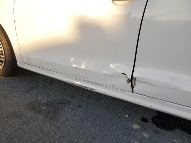 3VW2K7AJ2EM369253 - 2014 VOLKSWAGEN JETTA BASE WHITE photo 9