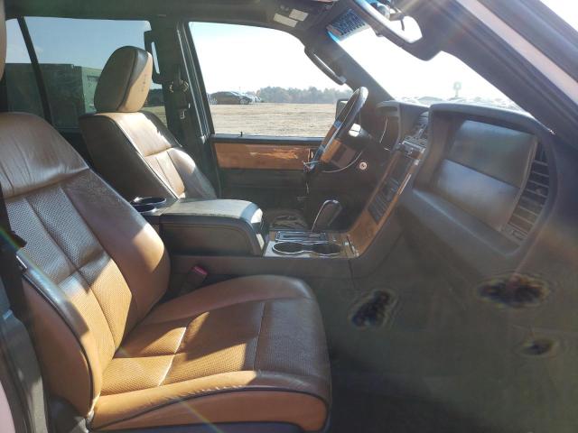 5LMJJ2H57BEJ01418 - 2011 LINCOLN NAVIGATOR თეთრი ფოტო 5