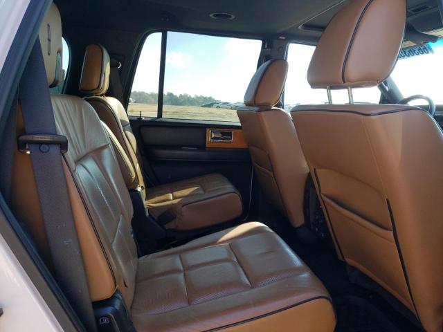 5LMJJ2H57BEJ01418 - 2011 LINCOLN NAVIGATOR თეთრი ფოტო 6