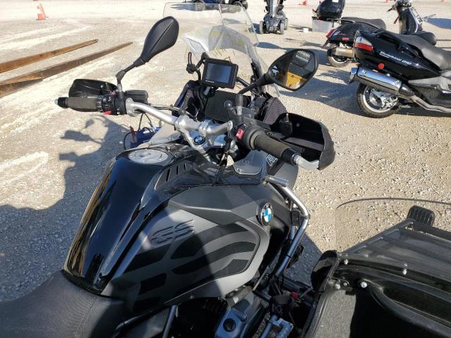 WB10A1201JZ899283 - 2018 BMW R1200 GS A BLACK photo 5