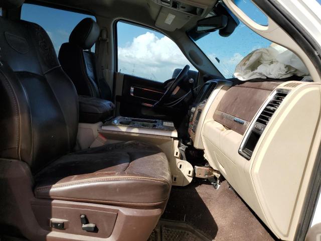 3C6UR5PL7JG187777 - 2018 RAM 2500 LONGH TWO TONE photo 5