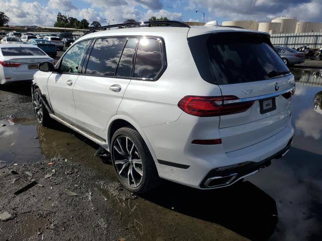 5UXCW2C01L9C43613 - 2020 BMW X7 XDRIVE4 WHITE photo 3