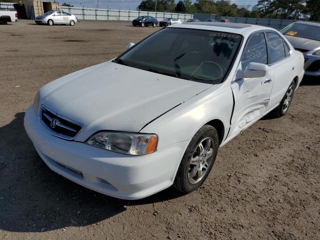 19UUA5668YA019944 - 2000 ACURA 3.2TL WHITE photo 2