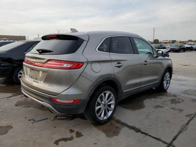 5LMCJ2C99HUL44679 - 2017 LINCOLN MKC SELECT გრაფიტი ფოტო 3