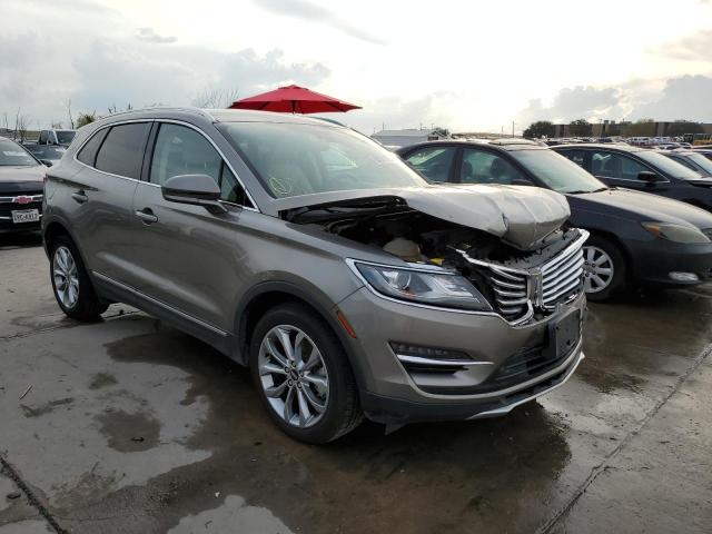 5LMCJ2C99HUL44679 - 2017 LINCOLN MKC SELECT CHARCOAL photo 4