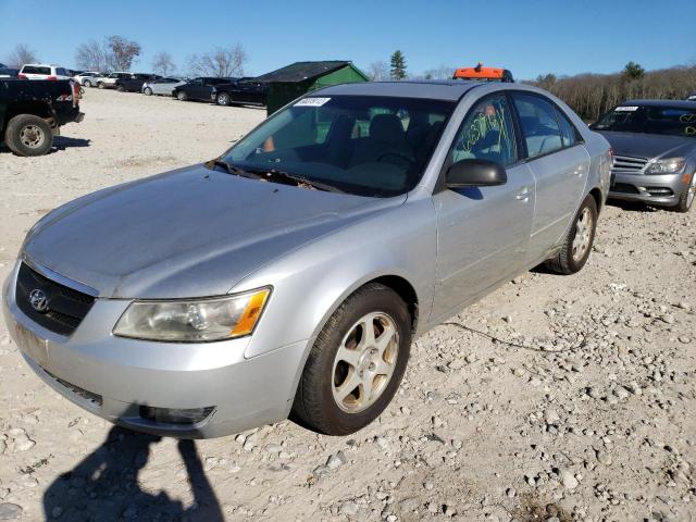 5NPEU46C46H137943 - 2006 HYUNDAI SONATA SILVER photo 2