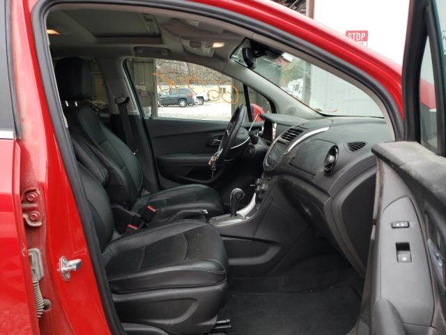 3GNCJTSBXFL245689 - 2015 CHEVROLET TRAX LTZ RED photo 5