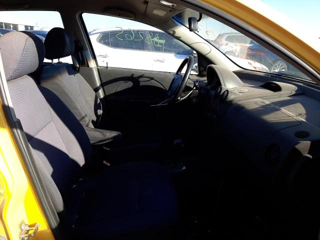 KL1TD66657B732873 - 2007 CHEVROLET AVEO BASE YELLOW photo 5