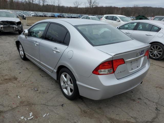 2HGFA16629H538587 - 2009 HONDA CIVIC LX-S فضي صورة 2