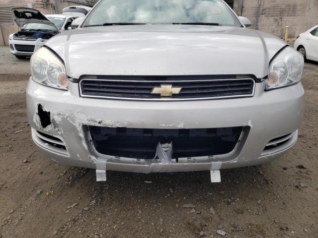 2G1WB58N889181053 - 2008 CHEVROLET IMPALA SILVER photo 9