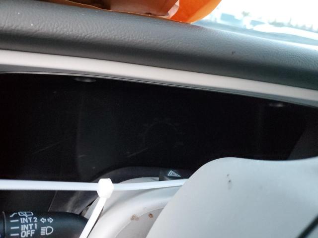 5LMEU88H15ZJ06911 - 2005 LINCOLN AVIATOR 银色 照片 8