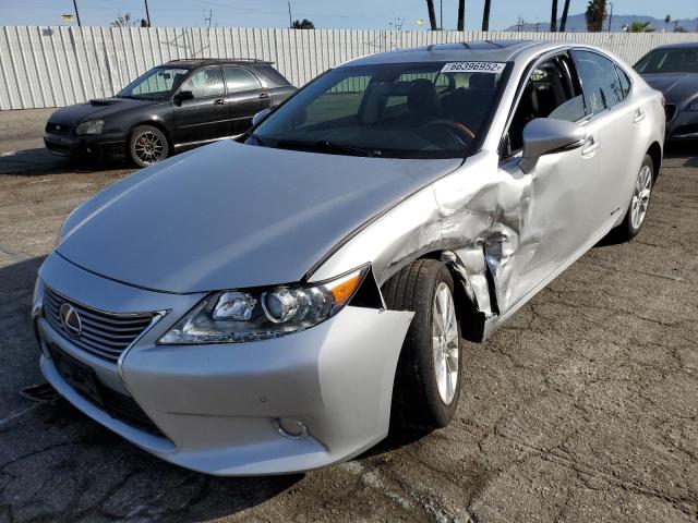 JTHBW1GG8E2058013 - 2014 LEXUS ES 300H SILVER photo 2