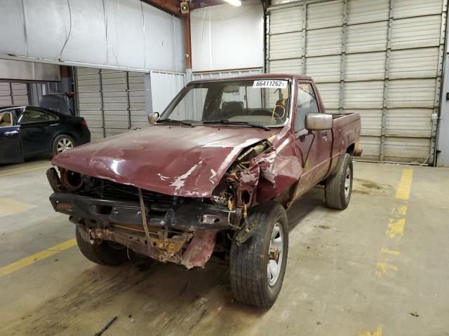 JT4RN63A1J0203660 - 1988 TOYOTA PICKUP RN6 RED photo 2