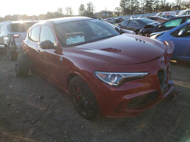 ZASFAKEV3J7C27500 - 2018 ALFA ROMEO STELVIO QU RED photo 1