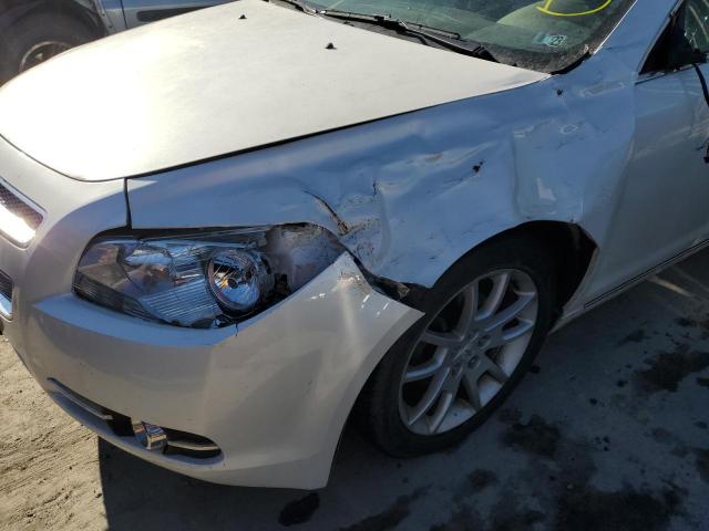 1G1ZE5E12BF161899 - 2011 CHEVROLET MALIBU LTZ თეთრი ფოტო 9