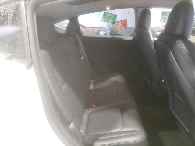 7SAYGDEE2NF385664 - 2022 TESLA MODEL Y Blanc photo 6
