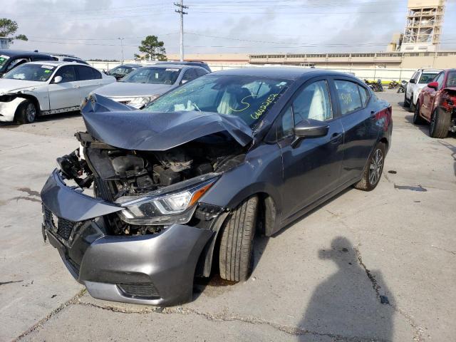 3N1CN8EV0LL872433 - 2020 NISSAN VERSA SV GRAY photo 2