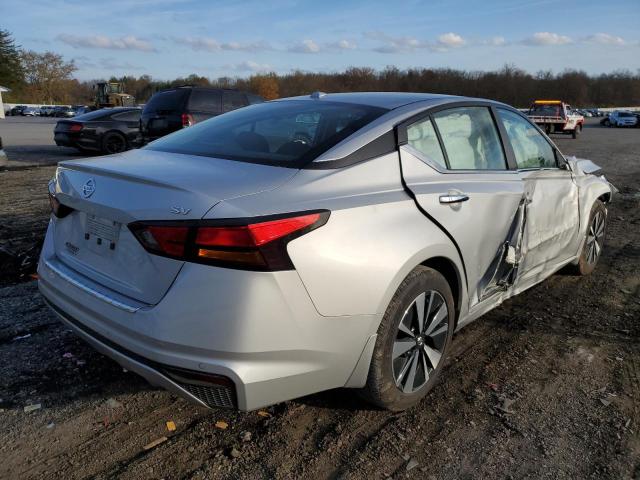 1N4BL4DV8NN336721 - 2022 NISSAN ALTIMA SV SILVER photo 4