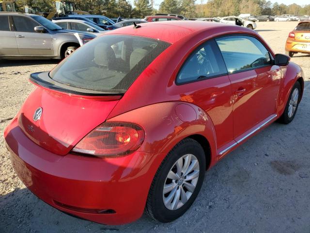 3VWFD7AT4KM706272 - 2019 VOLKSWAGEN BEETLE S RED photo 4