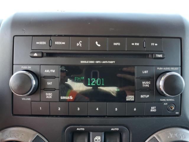 1C4GJWAG7FL507463 - 2015 JEEP WRANGLER S 银色 照片 9