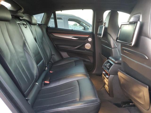 5YMKW8C59F0G93635 - 2015 BMW X6 M WHITE photo 6
