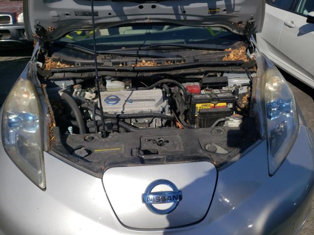 JN1AZ0CP6CT016311 - 2012 NISSAN LEAF SV SILVER photo 11