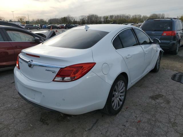 W04GR5EC0B1002035 - 2011 BUICK REGAL CXL WHITE photo 4