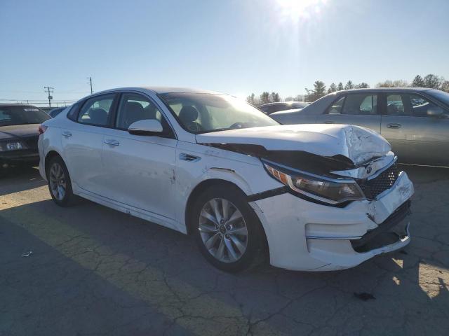 5XXGT4L39JG253921 - 2018 KIA OPTIMA LX WHITE photo 1