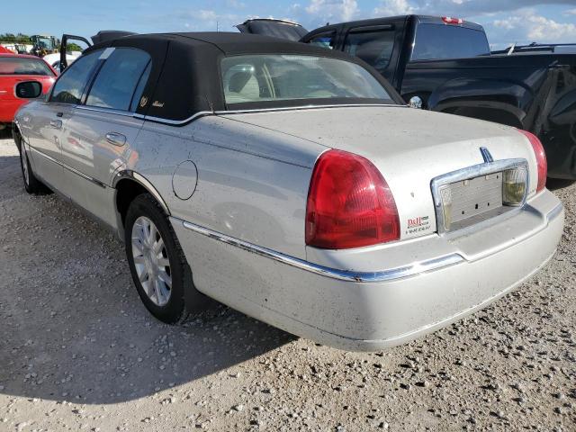 1LNHM81W07Y638619 - 2007 LINCOLN TOWN CAR S BEIGE photo 3