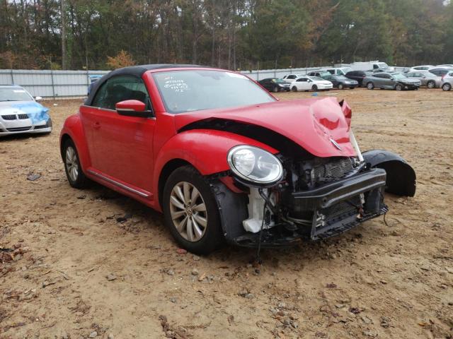 3VW517AT2HM804407 - 2017 VOLKSWAGEN BEETLE S/S RED photo 1