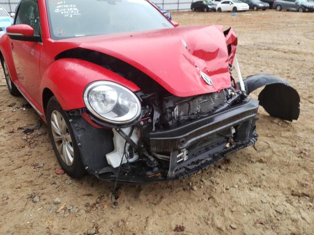 3VW517AT2HM804407 - 2017 VOLKSWAGEN BEETLE S/S 红色 照片 9