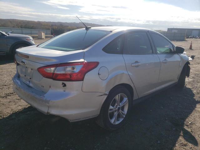 1FADP3F23EL135797 - 2014 FORD FOCUS SE SILVER photo 4